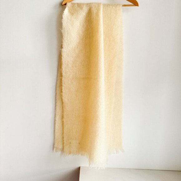Vintage St. Michael wool Mohair Ivory Cream winter scarf - Picture 4 of 6